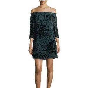 NWT Trina Turk Amaris 2